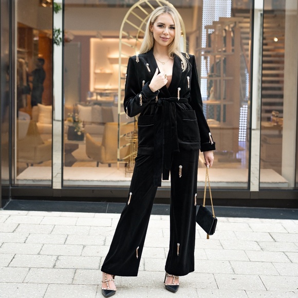 NEW!!! Embellished Crystals Velvet Blazer & Pants Suit Set - Picture 1 of 9